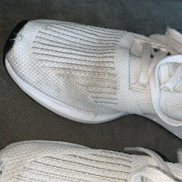 Adidas YOUTH swift run - Picture 7 of 7